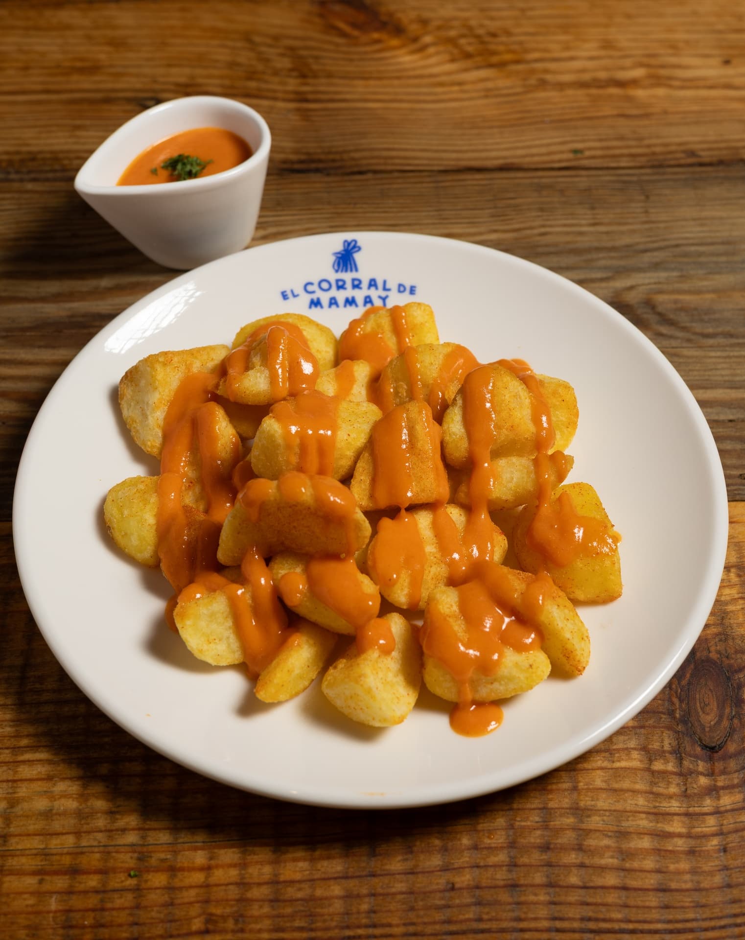 Con deliciosa salsa de rocoto al estilo de Mamay - El Corral de Mamay